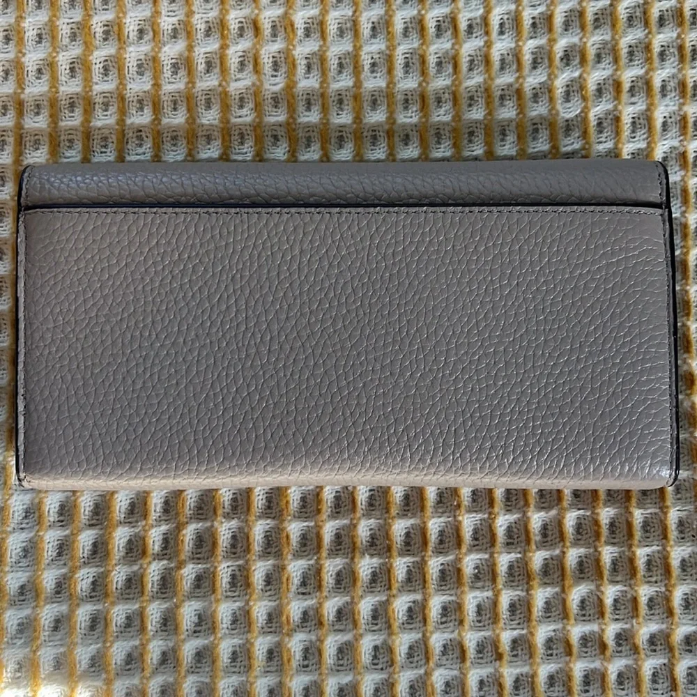 Kate Spade Wallet - Picture 2 of 7